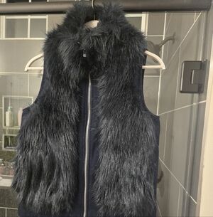 Tommy Hilfiger Faux Fur Vest in Dark Navy